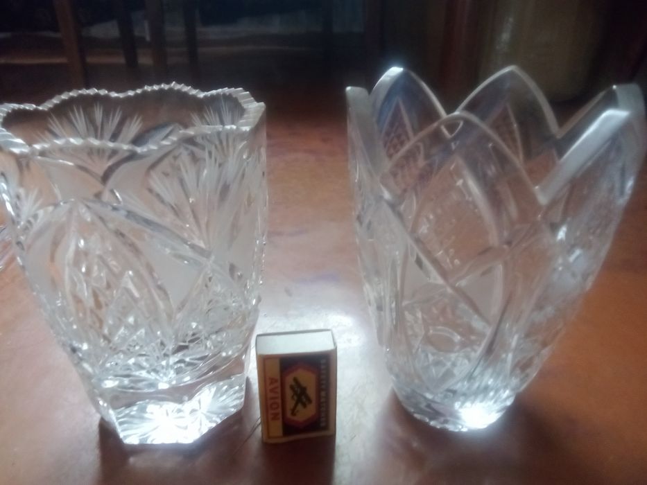 Хрустальные вазы .