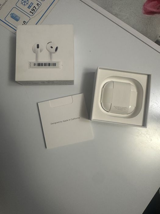 Airpods 4 (оригинал)