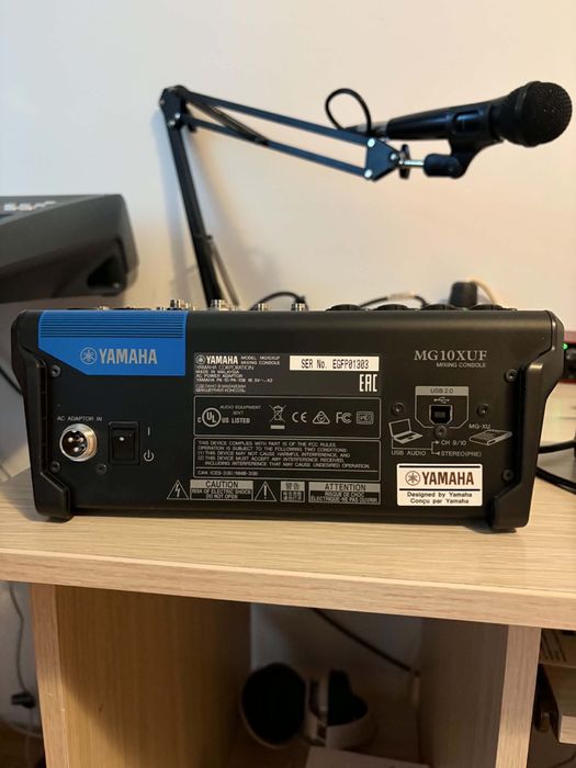 Mixer Yamaha MG - 10 - XUF Nou