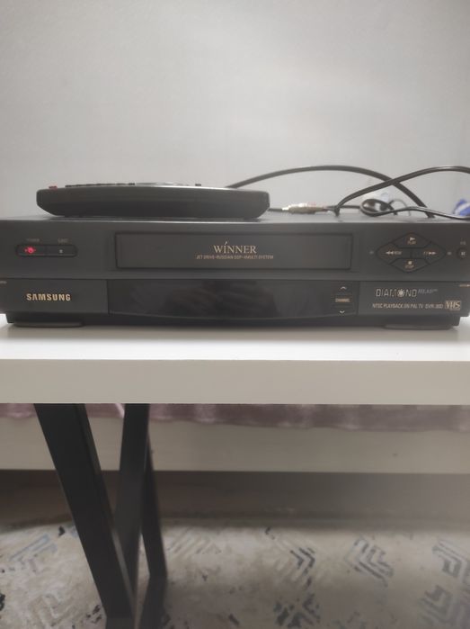 Видеомагнитофон samsung