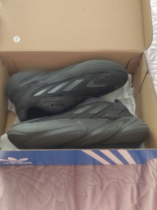 Маратонки Adidas originals и кецове vans