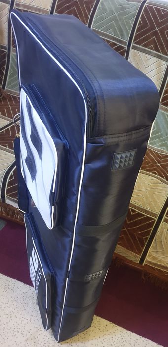 продоётся клавш чихол.