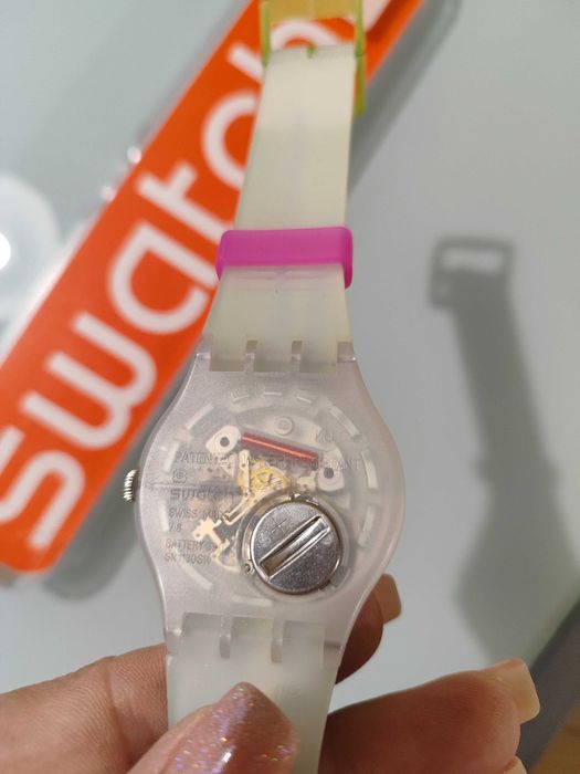 Часовник Swatch унисекс