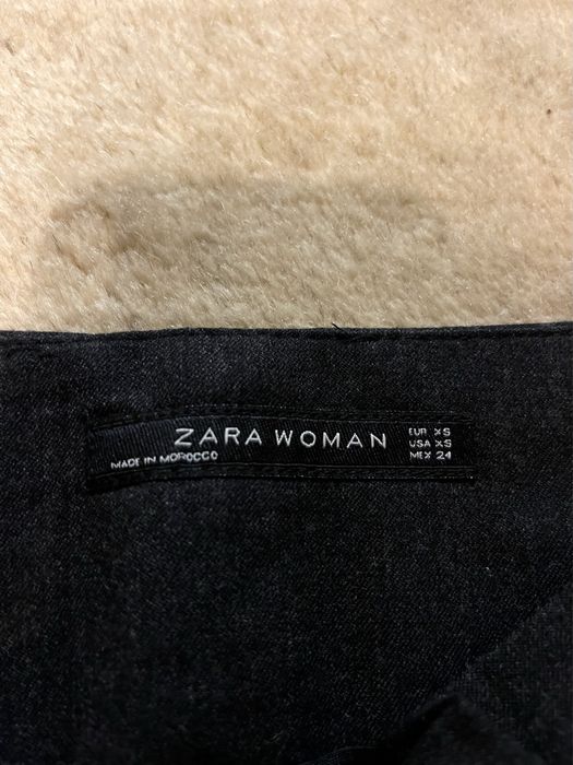 Pantaloni Office Zara