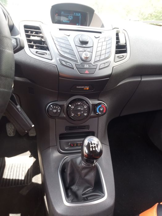 Vând Ford Fiesta EcoBoost,2013 , euro 5