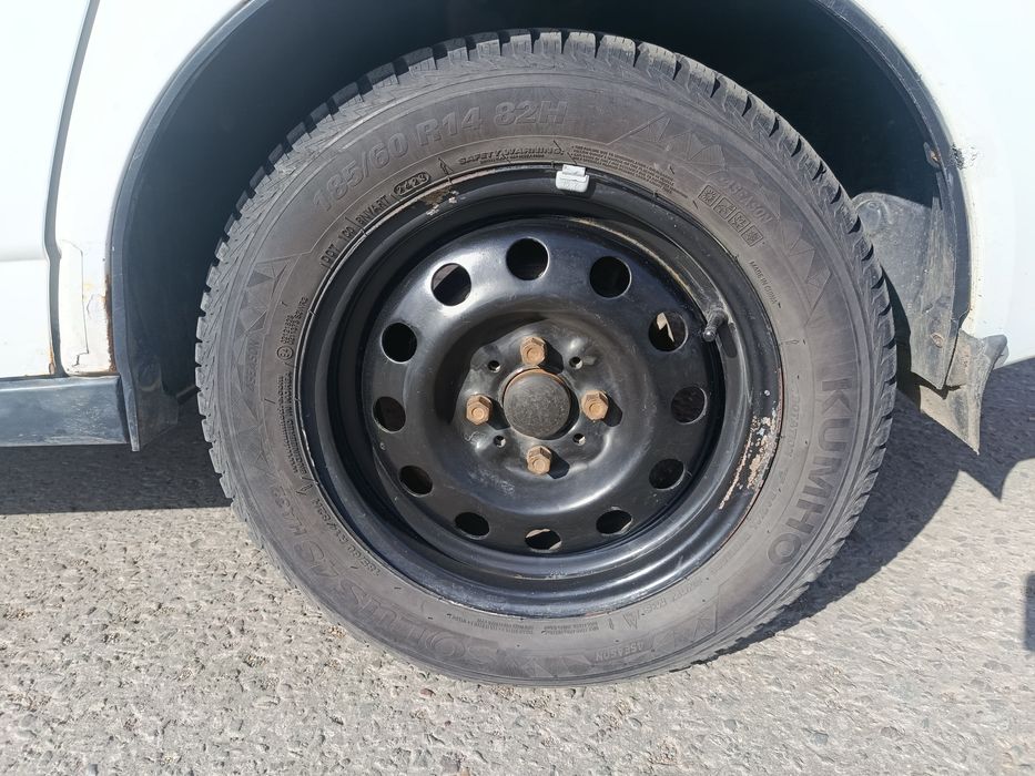 Продам Лада  Приора универсал 2012