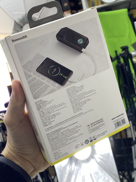 Power Bank Baseus с ёмкостью 30000 мАч и мощностью 65 Вт