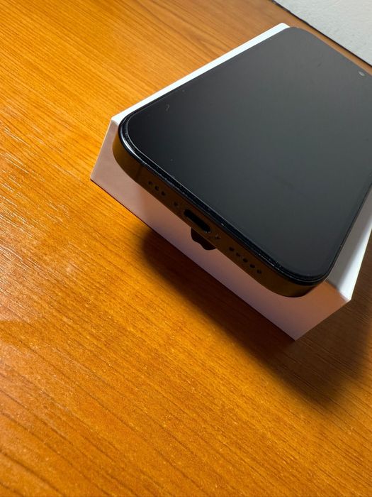 Iphone 16 PRO Full box