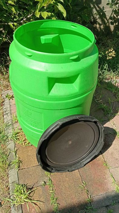 Butoi plastic 120 litri