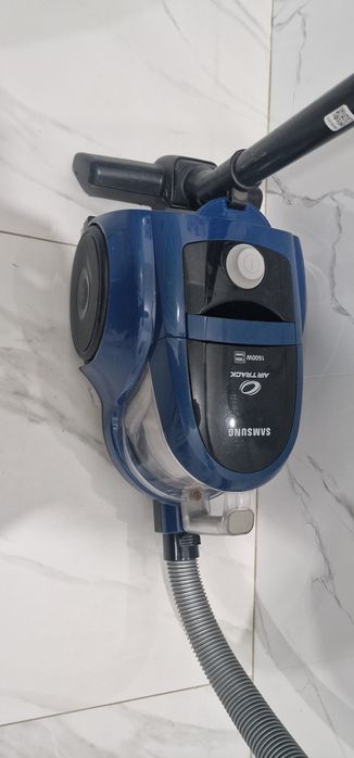 Пылесос Samsung 1600W