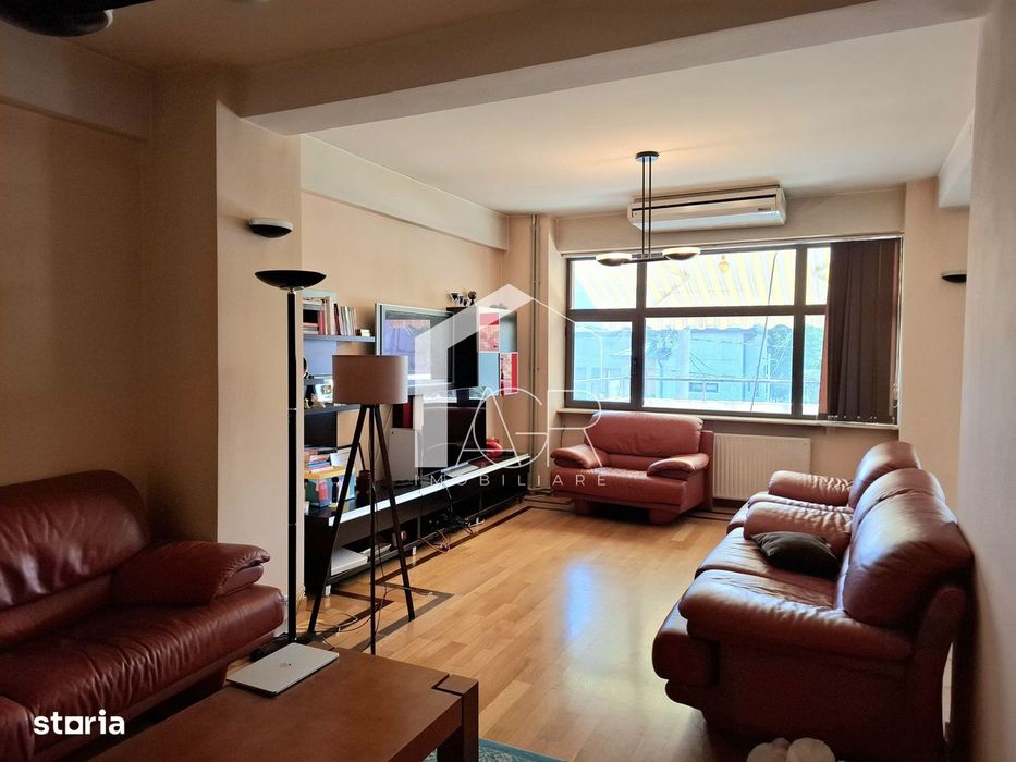Apartament cu 4 camere, in vila, zona Democratiei