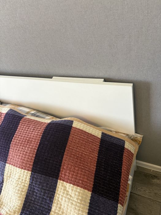 Продам кровать с ортопедическим матрасом