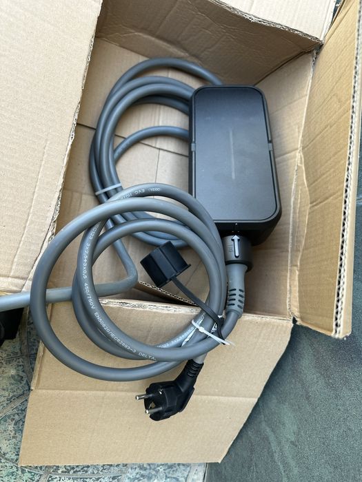 BMW Fast Flexible Charger 2.0