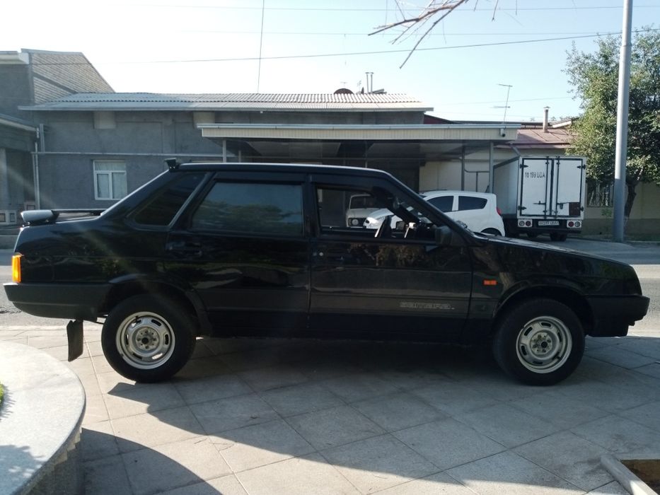 Lada samara 21099