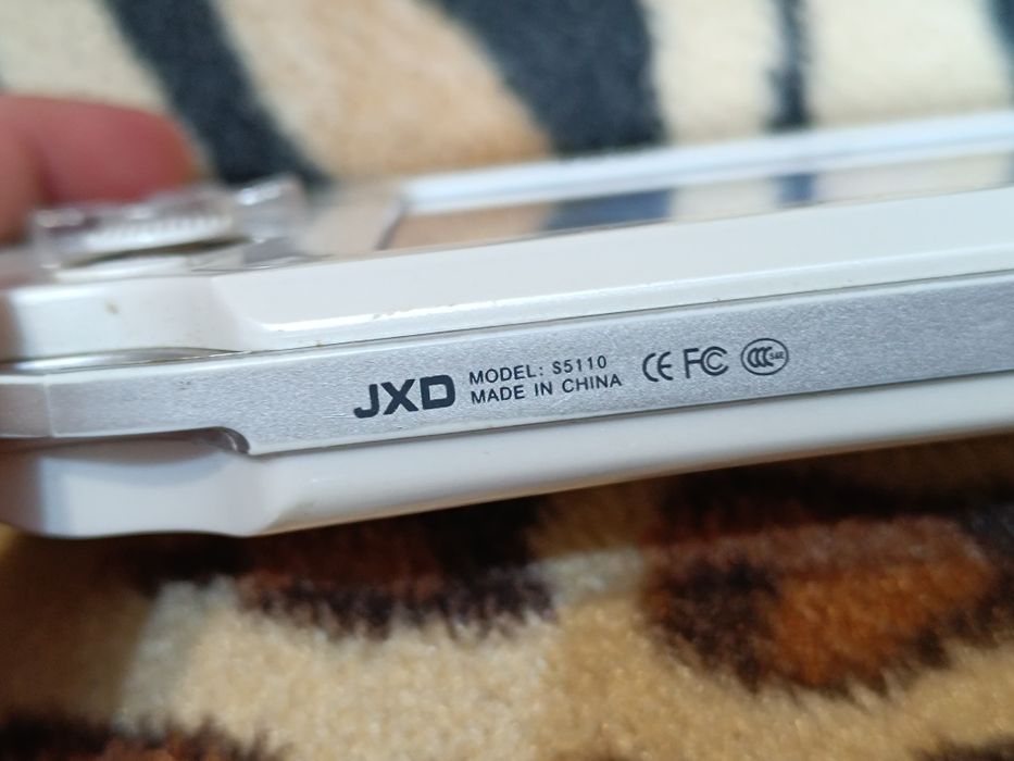 Продам игровой планшет для детей.