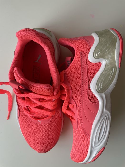 Vand pantofi sport Puma 35,5