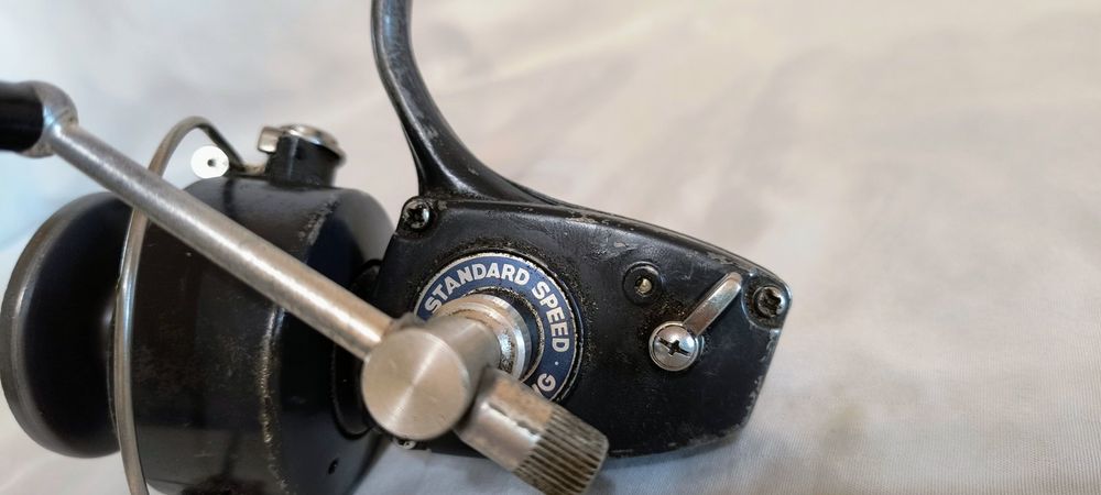 Стара много рядка колекционерска макара Ryobi 166