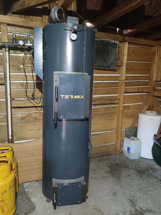 Centrala pe lemne cărbuni și peleti