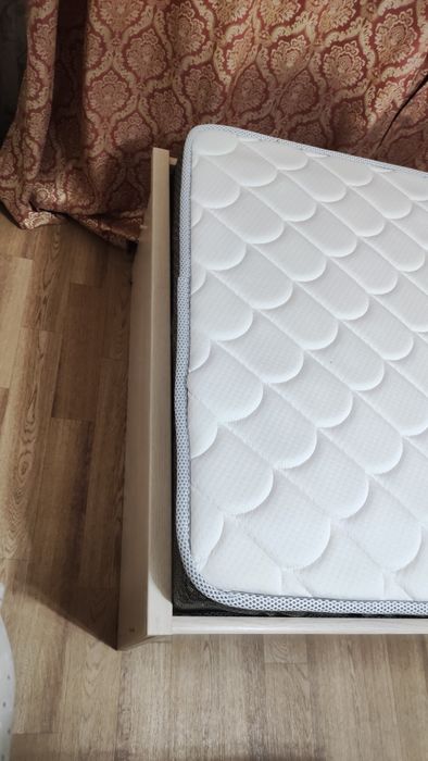 Односпальная кровать