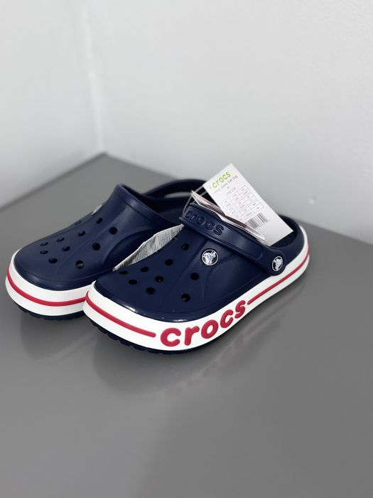 Продам Crocs.