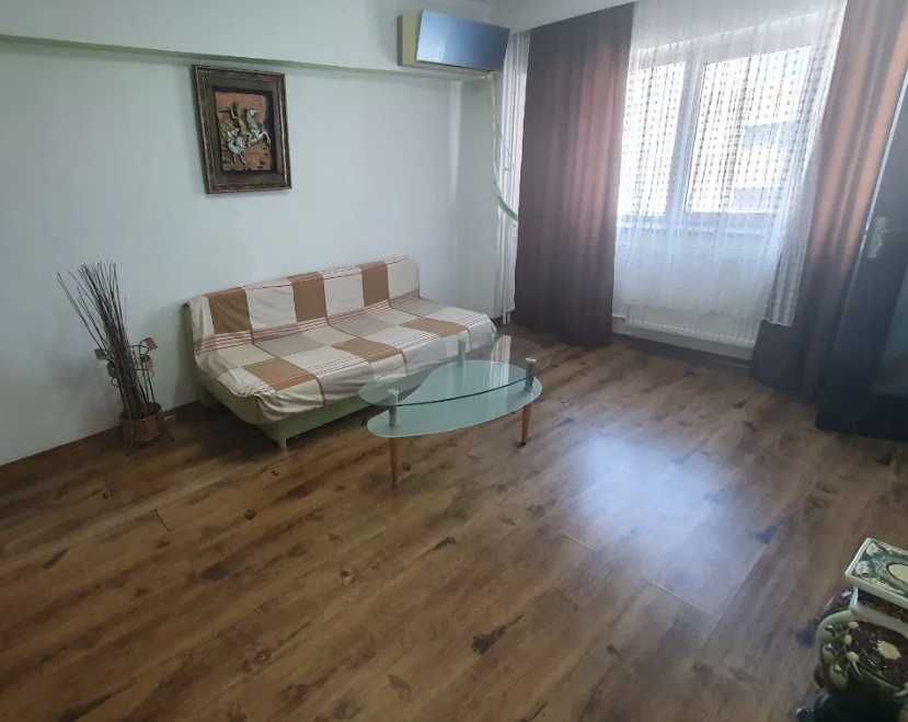 Дава се под наем Тристаен апартамент в Пловдив, Христо Смирненски - 84 кв.м за 265.2 € - Снимка #2