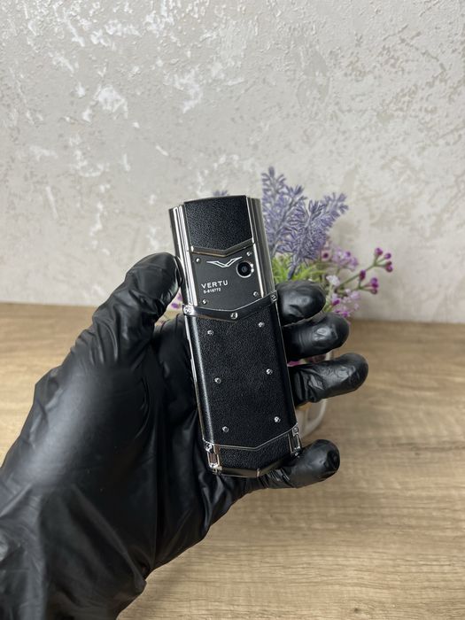 Сотовый телефон Vertu V10