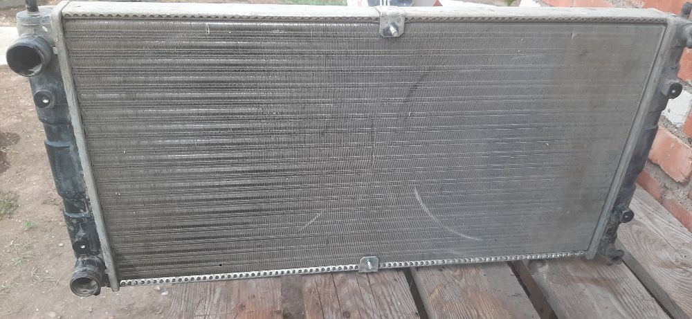 Продам радиатор шевроле нива