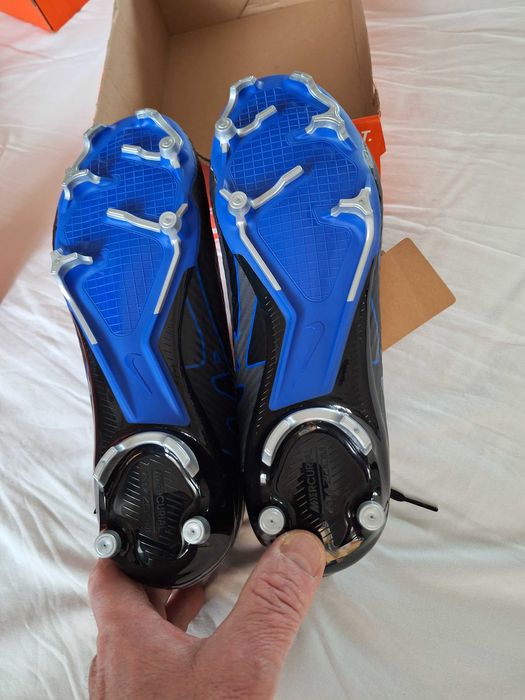 Футболни обувки NIKE AIR Zoom Vapor 15 Academy FG/MG