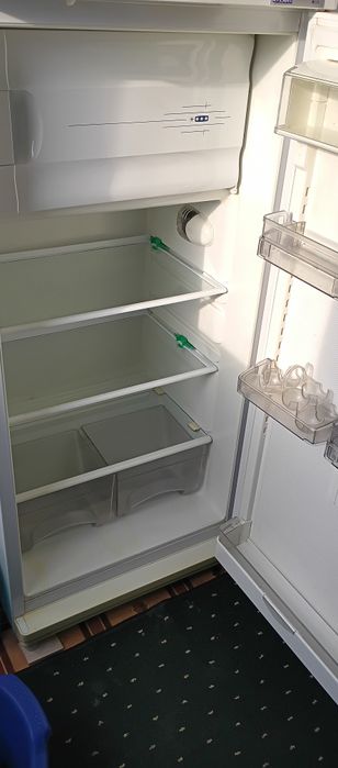 Холодильник рабочий