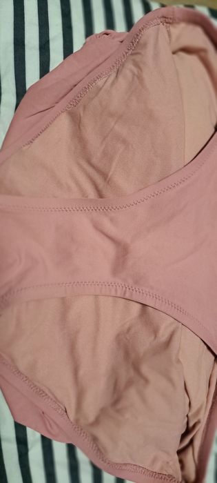 Costum de baie gravide