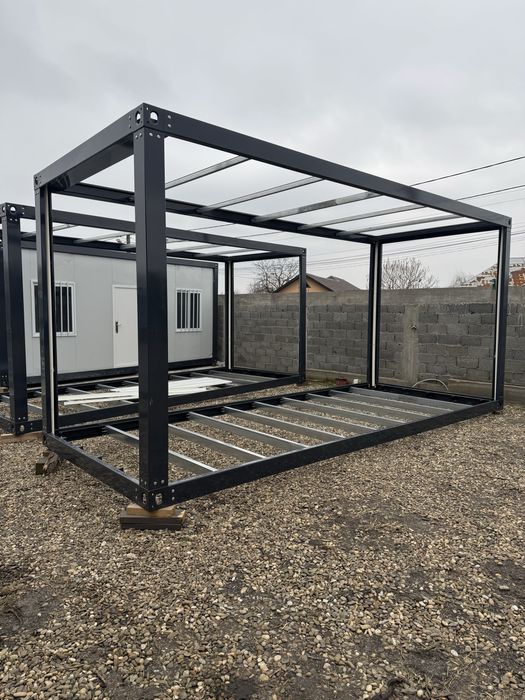 Vand containere modulare cu piese de colt