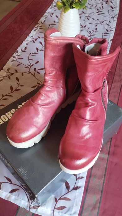 Нови боти 40 номер