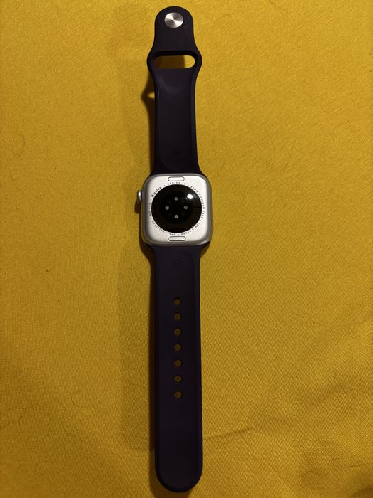 Apple Watch Series 11 GPS+Celullar (42mm) Aluminiu – Sănătate Baterie 100% / Ca Nou