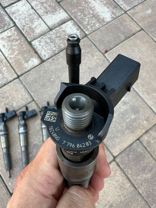 Injectoare BMW E60 530D