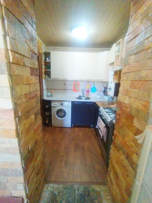 Академ городок 2 в 3 /2/5 кирпич балк 2#6 58 кв.м