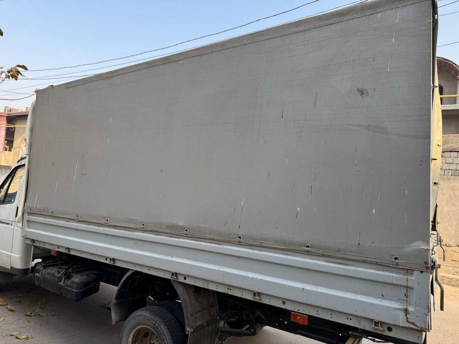 Автомобиль фургон