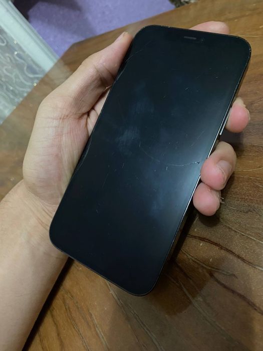 Iphone 12 pro ideal 128/77