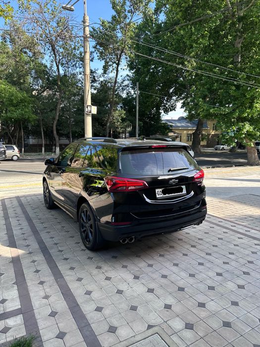 Chevrolet equinox , 2023г