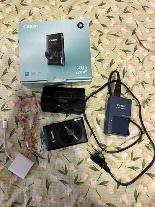 Canon ixus 220 HS