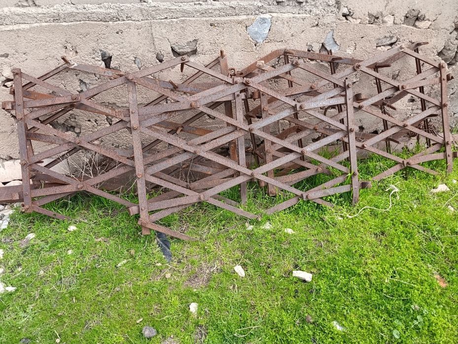 Yaxshi holatda borona va plug