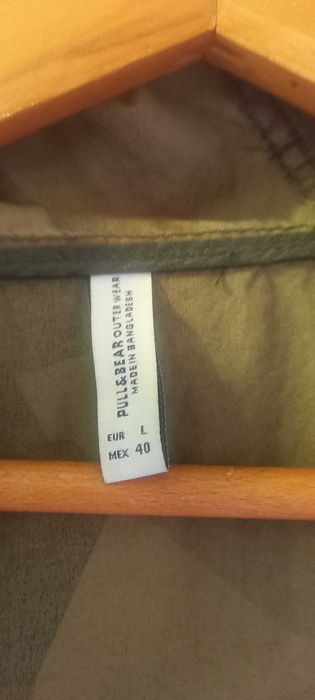 Тънко яке PULL&BEAR