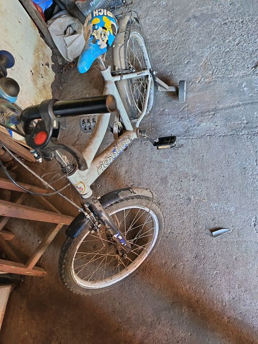 Vând bicicleta copii