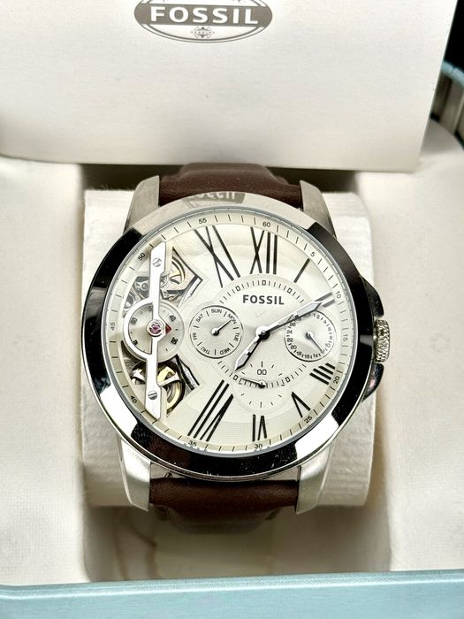 Ceas barbati Fossil Day Date - NOU - semiautomat
