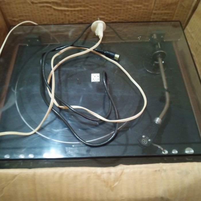 Электроника 012 проигрыватель коробка документы