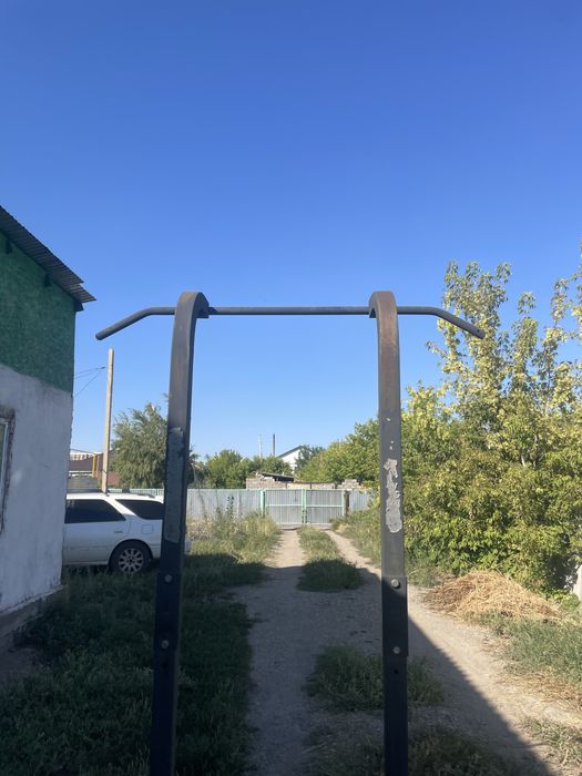 Турник напольный