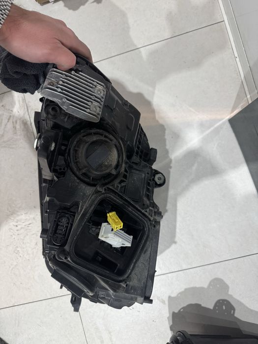 Faruri Mercedes C w205 facelift lci