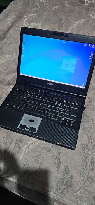 LAPTOP fujitsu siemens lifebook