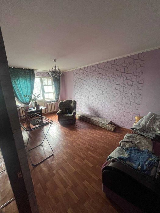 продам 3-х комнатную квартиру