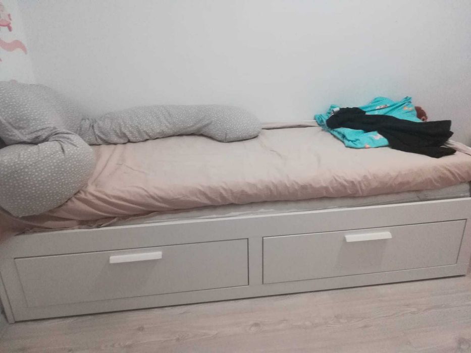 Divan Hemnes Ikea extensibil