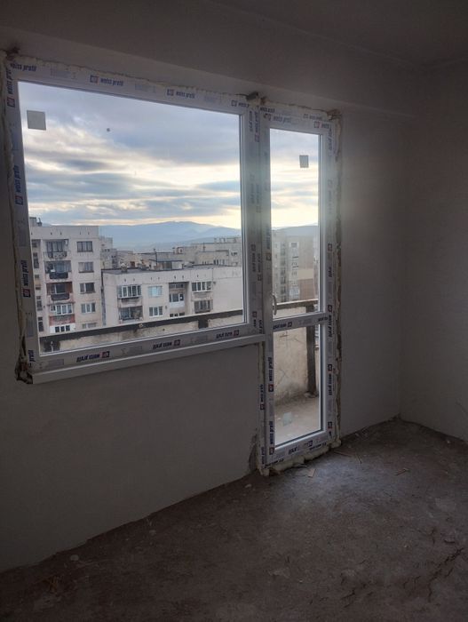 Продава се Едностаен апартамент в Радомир - 40 кв.м за 408 €/кв.м - Снимка #1